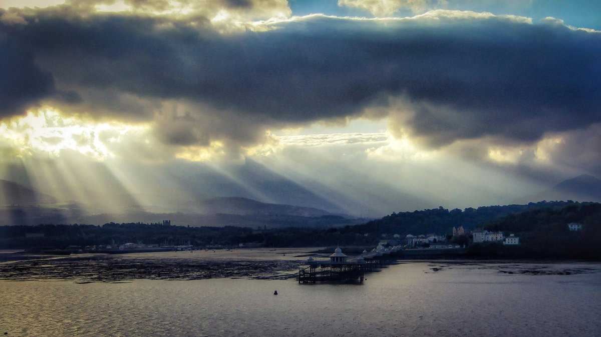 The Rays Of Light', Bangor Pier from Llandegfan (March 2019)